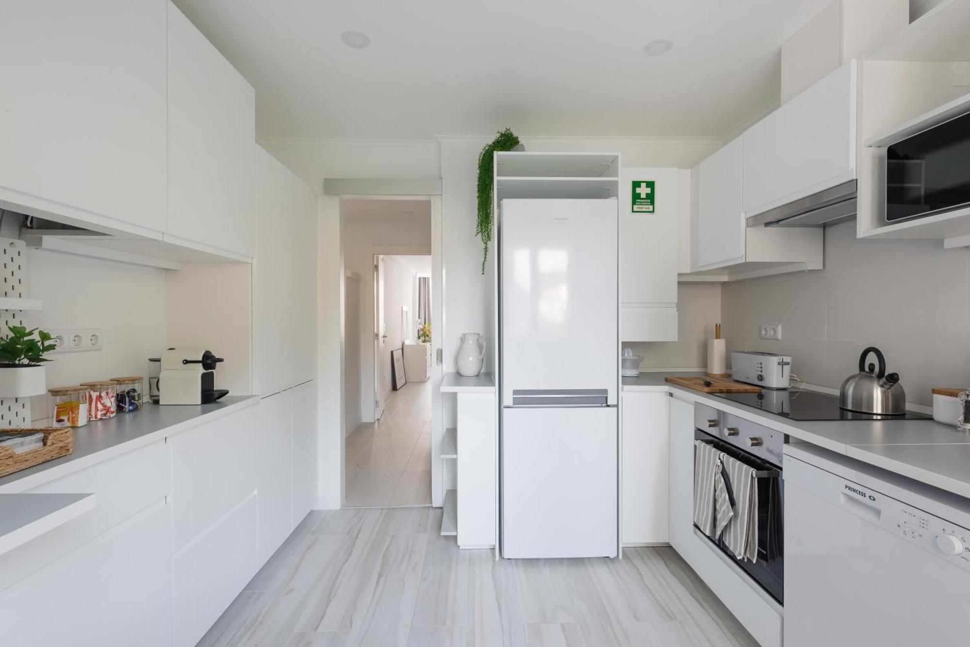 Light-Filled, Fully Renovated Apt Near Belem, By Timecooler Lisabona Exterior foto