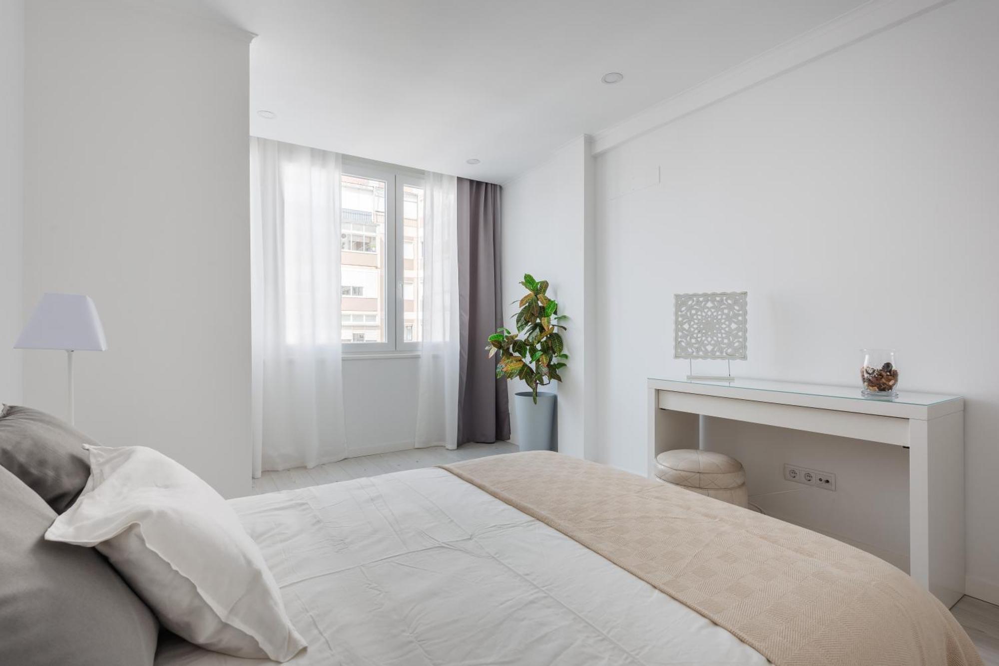 Light-Filled, Fully Renovated Apt Near Belem, By Timecooler Lisabona Exterior foto