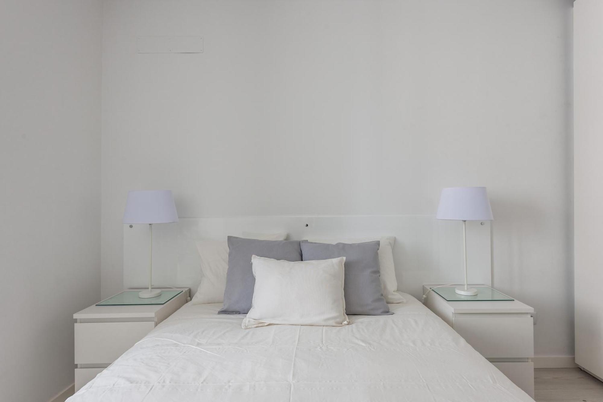 Light-Filled, Fully Renovated Apt Near Belem, By Timecooler Lisabona Exterior foto
