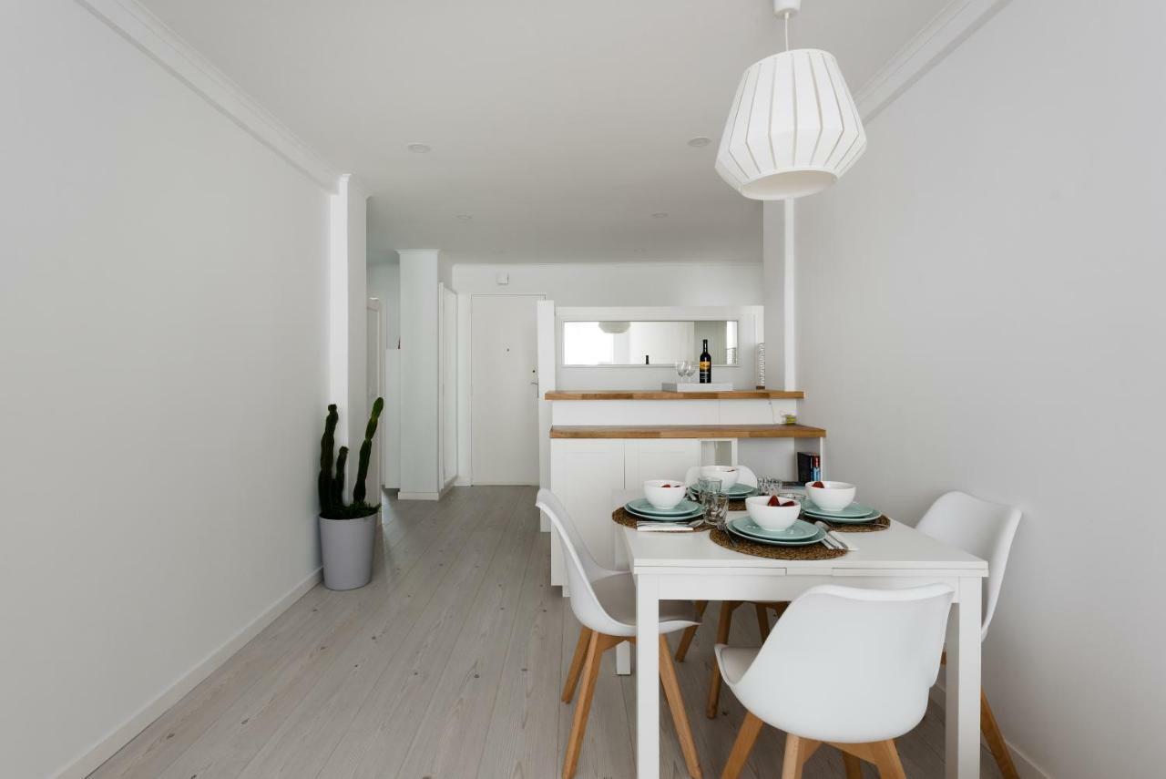 Light-Filled, Fully Renovated Apt Near Belem, By Timecooler Lisabona Exterior foto