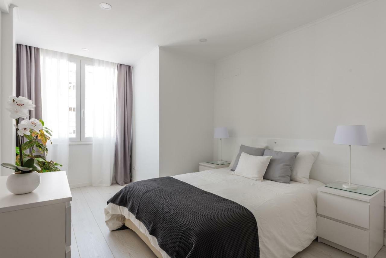 Light-Filled, Fully Renovated Apt Near Belem, By Timecooler Lisabona Exterior foto