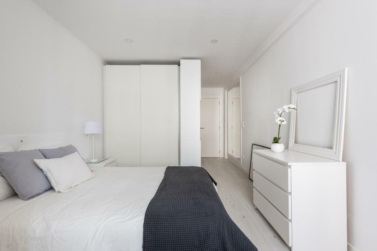 Light-Filled, Fully Renovated Apt Near Belem, By Timecooler Lisabona Exterior foto
